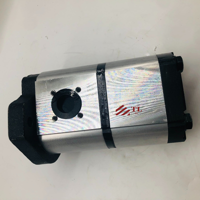 - پمپ گیر 31N5-30020 31Q5-30020 31Q5-30030 31Q5-30040 برای حفاری چرخ R140W-7 R170W-7